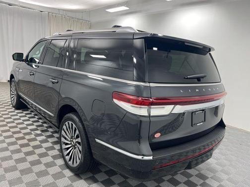 Starlight 2023 Lincoln Navigator L Reserve