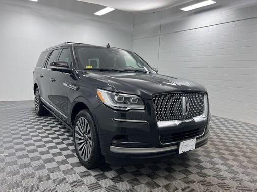 Starlight 2023 Lincoln Navigator L Reserve
