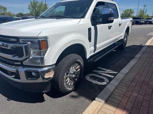 Oxford White 2022 Ford F-250 XLT