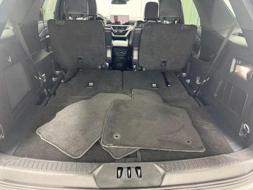 Carbonized Gray 2026 Ford Explorer ST-Line