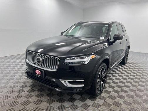 2023 Volvo XC90 B6 Plus 7-Seater