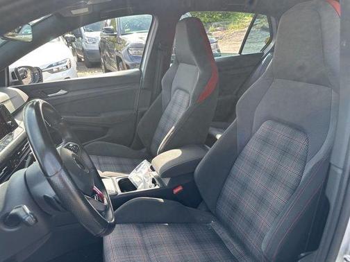 Reflex Silver Metallic 2022 Volkswagen Golf GTI 2.0T S