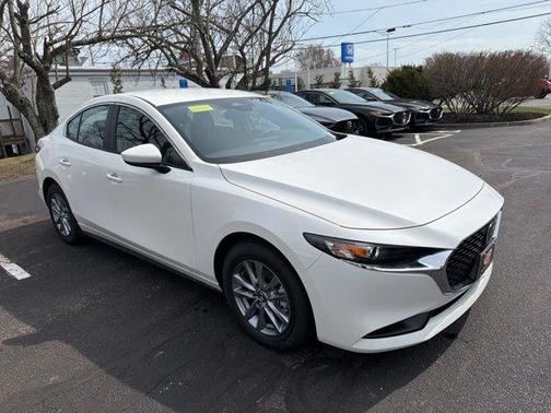 Snowflake White Pearl 2026 Mazda Mazda3 2.5 S