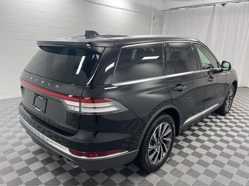 2025 Lincoln Aviator Premiere