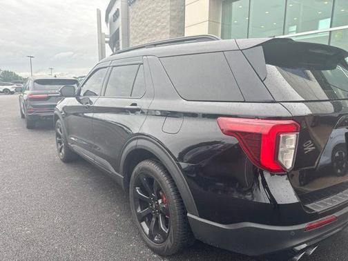 Agate Black Metallic 2023 Ford Explorer ST