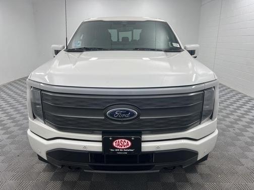 2022 Ford F-150 Lightning LARIAT
