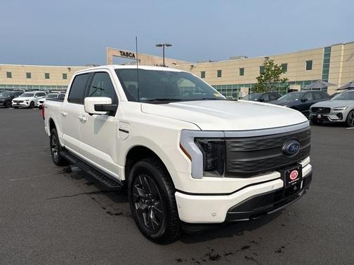 2022 Ford F-150 Lightning LARIAT