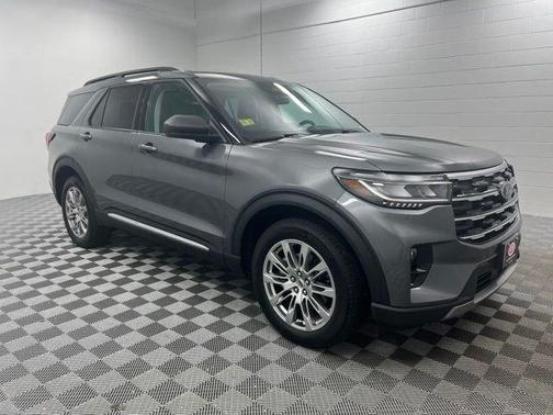 Carbonized Gray Metallic 2025 Ford Explorer Active