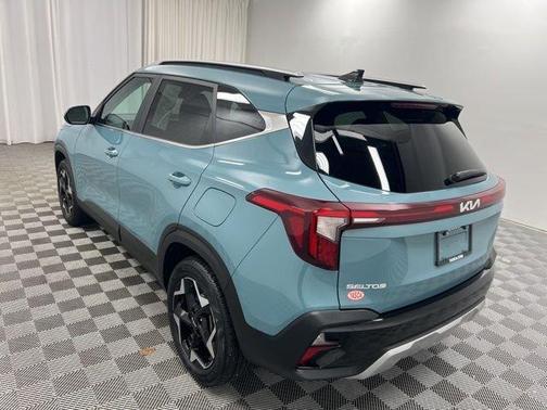 Blue 2025 Kia Seltos EX