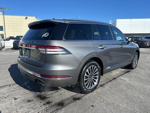 2023 Lincoln Aviator Standard AWD