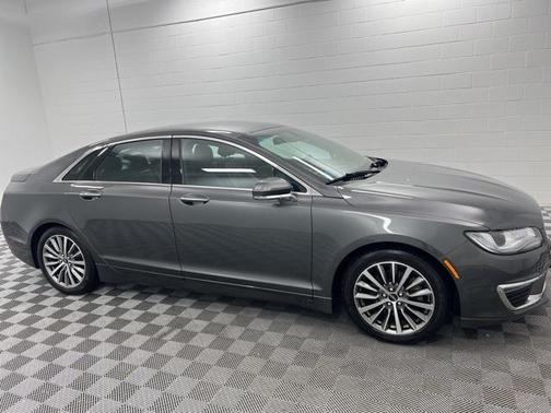 2020 Lincoln MKZ Standard