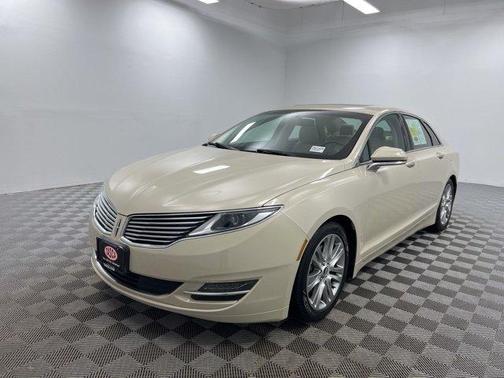 2016 Lincoln MKZ Base