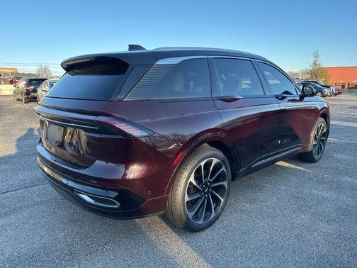 2024 Lincoln Nautilus Black Label