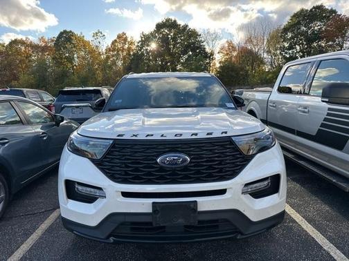 2022 Ford Explorer ST-Line
