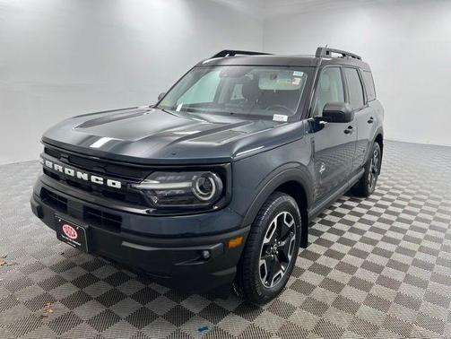 Alto Blue Metallic Tinted Clearcoat 2023 Ford Bronco Sport Outer Banks