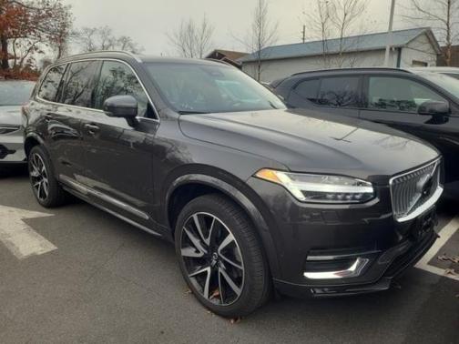 2024 Volvo XC90 B6 Plus Bright Theme 7-Seater