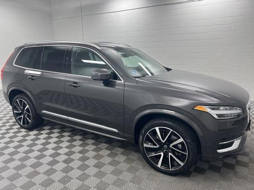 2024 Volvo XC90 B6 Plus Bright Theme 7-Seater