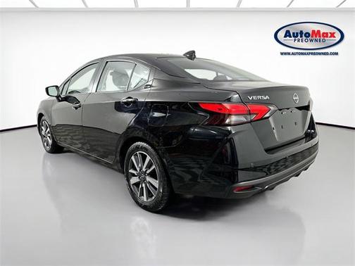 2023 Nissan Versa 1.6 SV