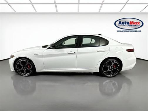 2022 Alfa Romeo Giulia Veloce