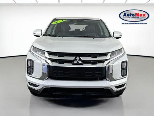 White Diamond 2024 Mitsubishi Outlander Sport SE