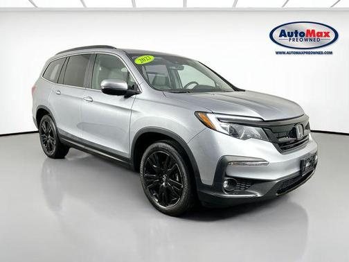Lunar Silver Metallic 2022 Honda Pilot AWD Special Edition