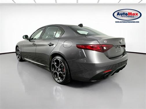 2022 Alfa Romeo Giulia Veloce