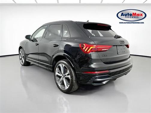 2022 Audi Q3 45 S line Premium Plus
