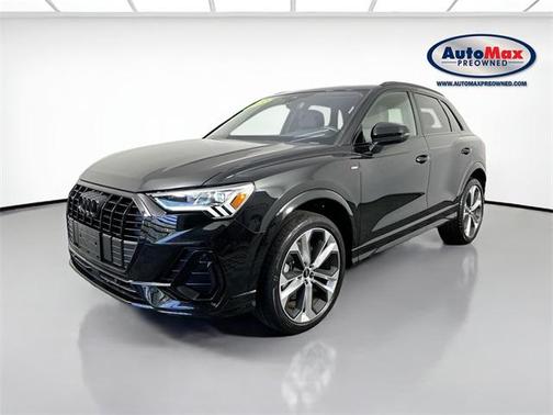 2022 Audi Q3 45 S line Premium Plus
