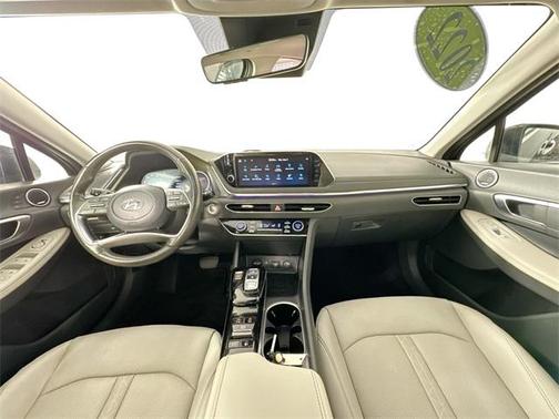 2022 Hyundai SONATA Limited