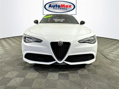 2022 Alfa Romeo Giulia Veloce