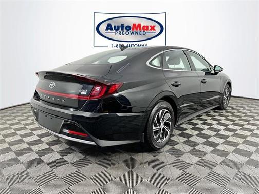 2023 Hyundai SONATA Hybrid Base