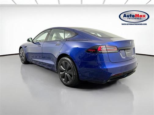 2022 Tesla Model S Base