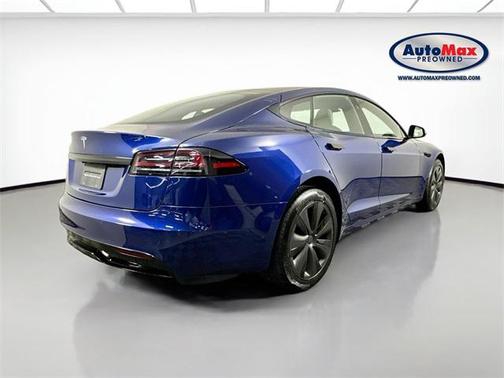 2022 Tesla Model S Base