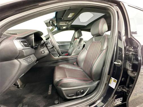 2023 Genesis G70 2.0T AWD