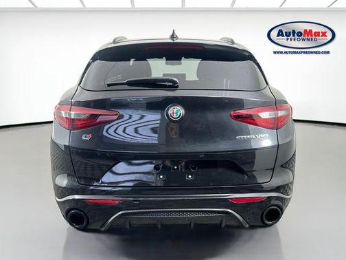 Vulcano Black Metallic 2023 Alfa Romeo Stelvio Veloce AWD