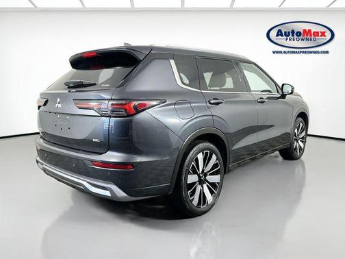 Graphite Gray 2025 Mitsubishi Outlander SEL 2.5 S-AWC