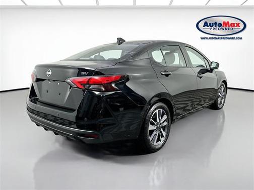 2023 Nissan Versa 1.6 SV