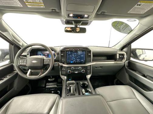 2024 Ford F-150 Lightning Pro