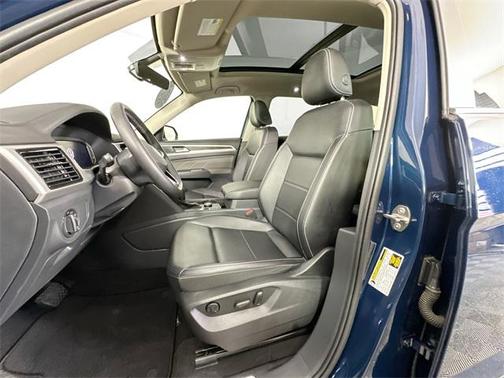2022 Volkswagen Atlas 3.6L SE w/Technology