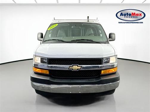 2022 Chevrolet Express 2500 RWD 2500 Regular Wheelbase WT