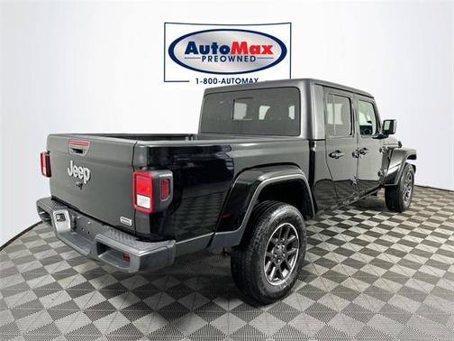 2023 Jeep Gladiator Overland