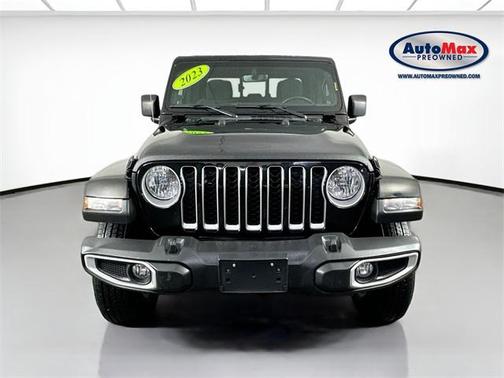 2023 Jeep Gladiator Overland