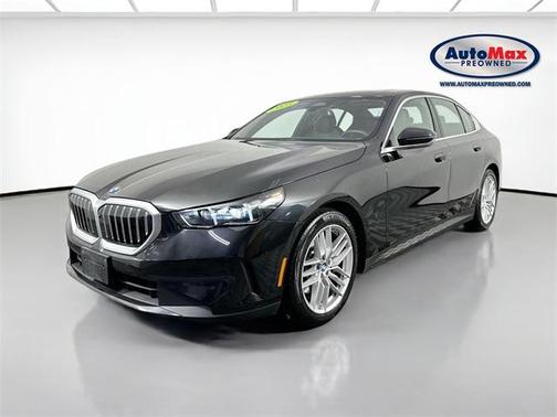 2025 BMW 530 i xDrive