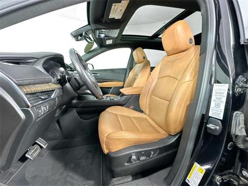2023 Cadillac XT4 Sport