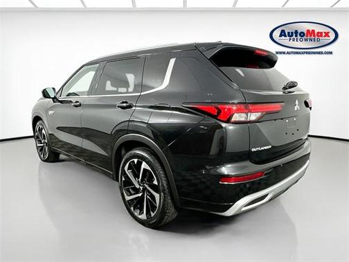 2023 Mitsubishi Outlander PHEV SEL