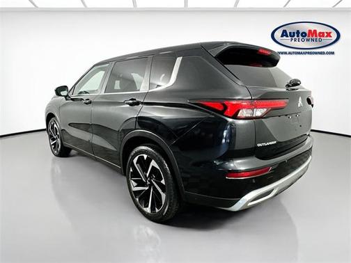 2022 Mitsubishi Outlander Black Edition S-AWC