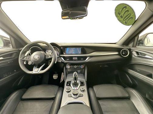 2022 Alfa Romeo Stelvio Ti