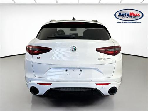 2022 Alfa Romeo Stelvio Ti