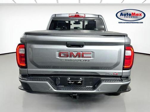 2023 GMC Canyon AT4