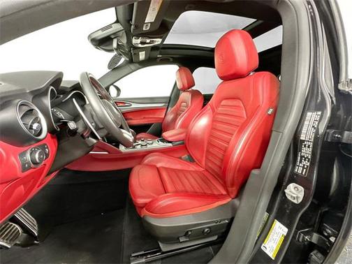 2021 Alfa Romeo Stelvio Ti